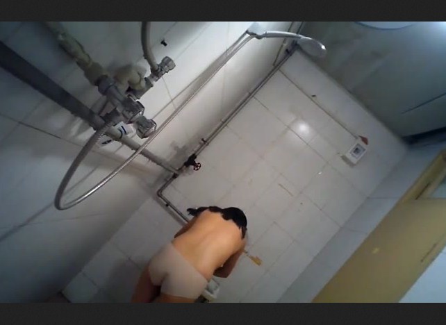 Lagi Viral Cewek SMP Rekam Saat Mandi