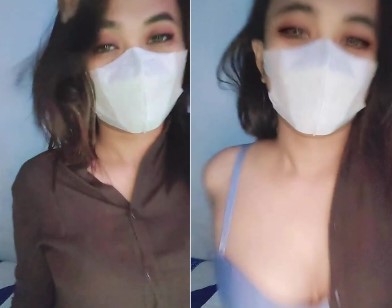 Lepas Hijab Pamer Lubang Pipis